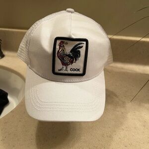NEW - ROOSTER TRUCKER HAT, WHITE, ONE SIZE